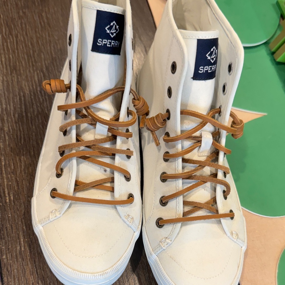 Women’s Sperry Cream High-Top Canvas Sneakers with Tan Laces size 9 - Picture 4 of 9